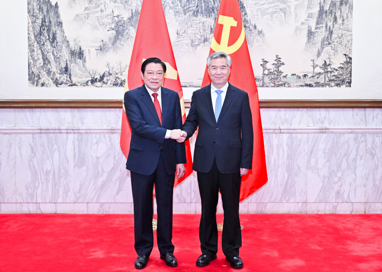 李希会见越南共产党代表团